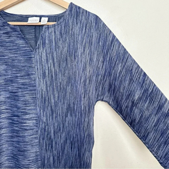 Weekends By Chico's Womens Size Medium Nocturne Navy Vneck 3/4 Sleeve Tunic - Picture 4 of 10